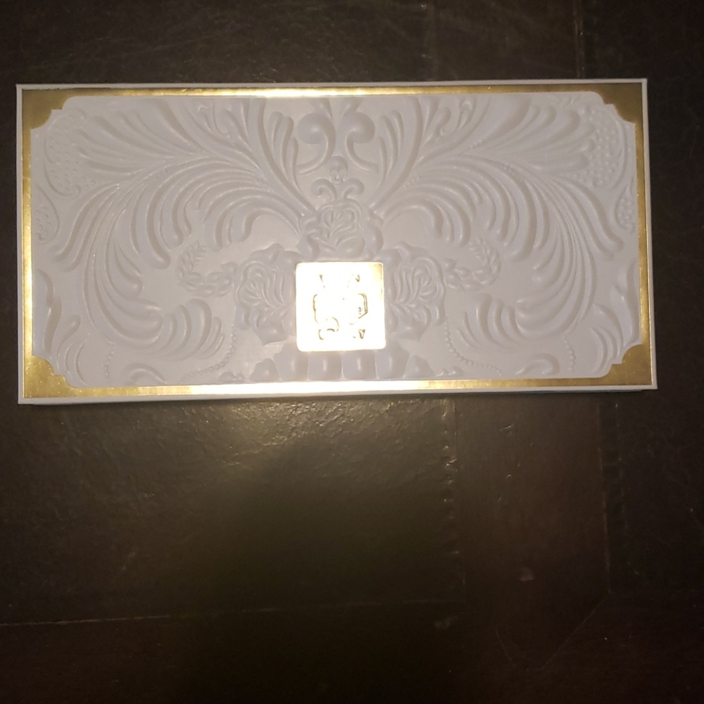 KVD Beauty Edge of Reality Eye Shadow Palette